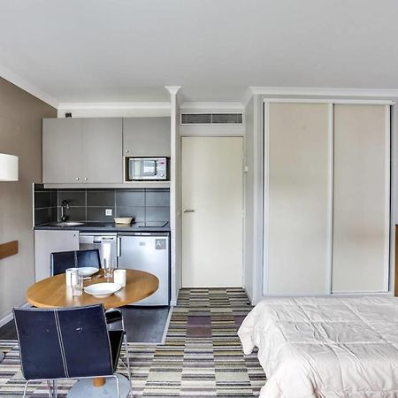 Guestready - Studio Cosy Pres Du Metro Issy-les-Moulineaux Ngoại thất bức ảnh