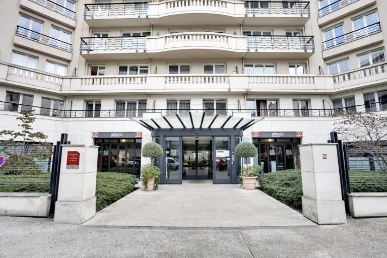 Guestready - Studio Cosy Pres Du Metro Issy-les-Moulineaux Ngoại thất bức ảnh